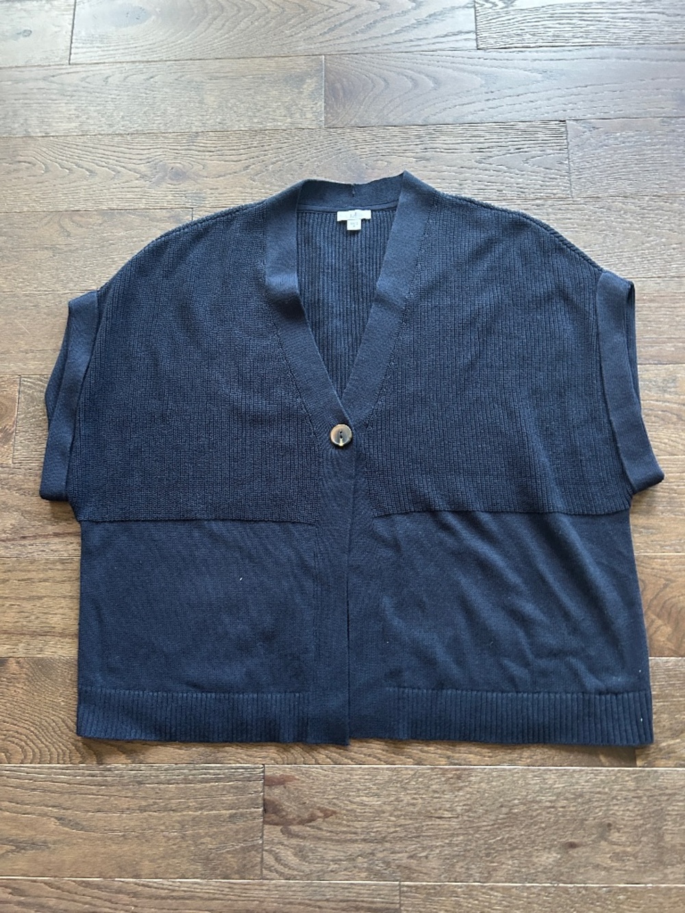 J. Jill Ribbed-Detail Short-Sleeve Cardigan – Navy Blue – Size Medium – EUC